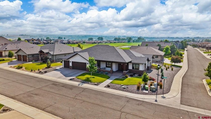 Diana M Atha Team, Keller Williams Colorado West Realty, C:,,: - photo 31