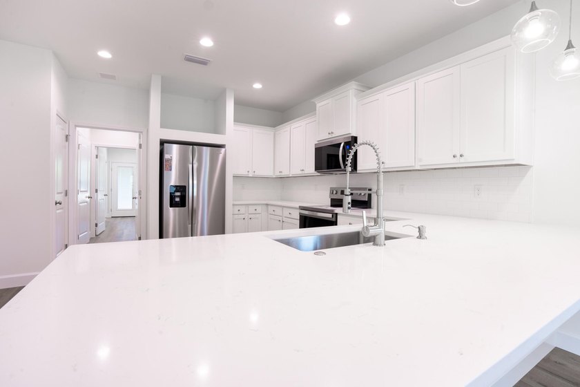 BUILDER TO GIVE 15K 'ANYWAY' MONEY (closing costs, rate buy down - photo 7