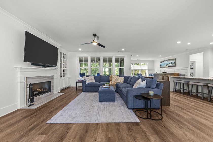 A NEW PRICE MAKES THIS EXCEPTIONAL PROPERTY EVEN MORE - photo 8