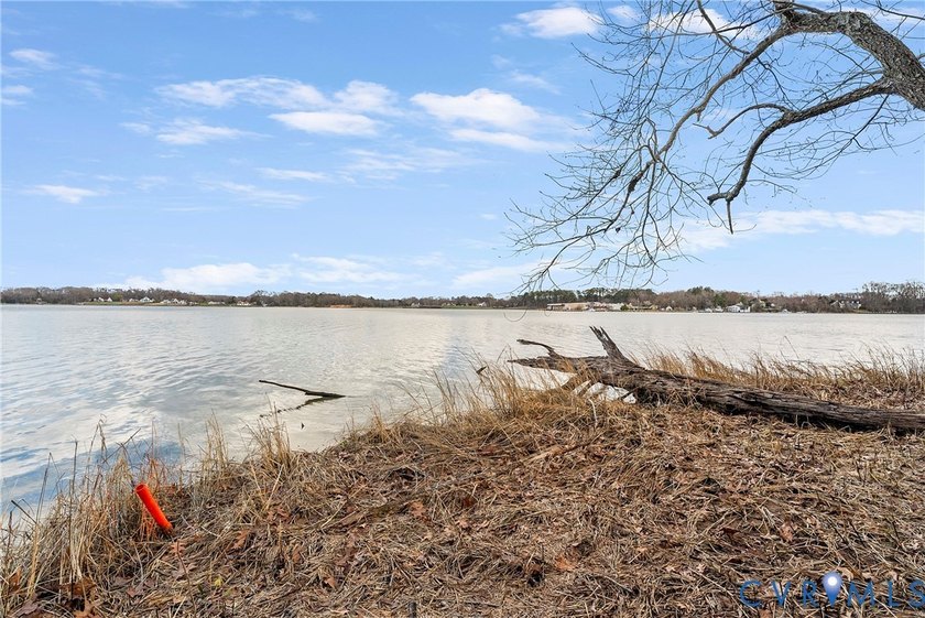 Rare opportunity to build on a 1.3-acre waterfront homesite in - photo 15