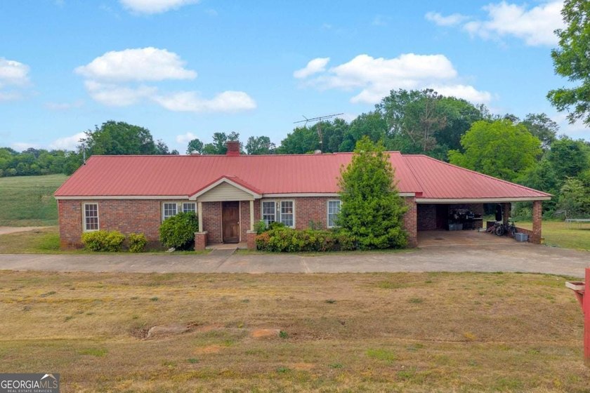 Offering a rare opportunity in a highly desirable location, this - photo 2