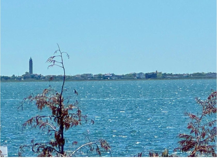 One of a kind waterfront new construction offering 4 bedrooms - photo 20