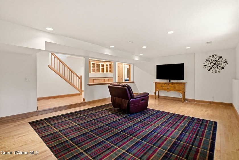 GOLF COURSE LIVING ON THE 5TH FAIRWAY AT AVONDALE. Beautifully - photo 39
