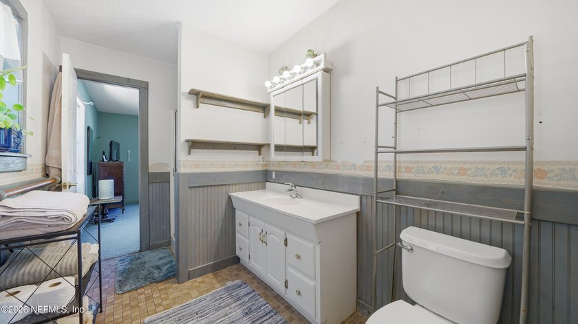Welcome to 2216 Brentfield Rd, a stunning 5-bedroom, 4-bathroom - photo 22