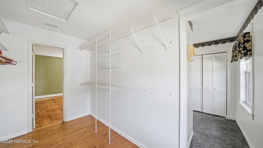 Welcome to 2216 Brentfield Rd, a stunning 5-bedroom, 4-bathroom - photo 44
