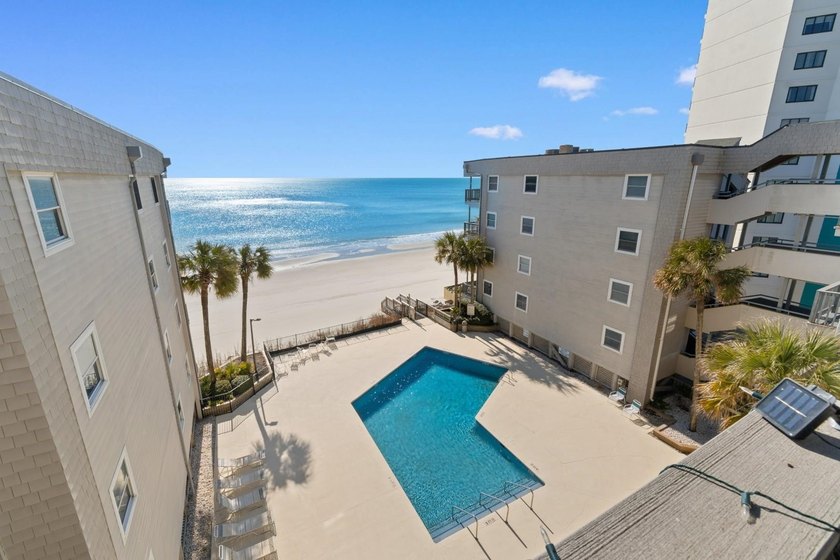 If you've been dreaming about a top-floor place at the beach - photo 16