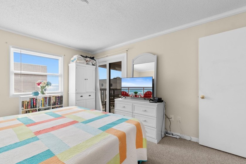 If you've been dreaming about a top-floor place at the beach - photo 19