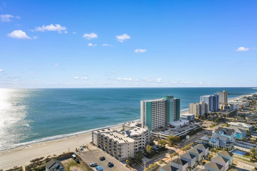 If you've been dreaming about a top-floor place at the beach - photo 35