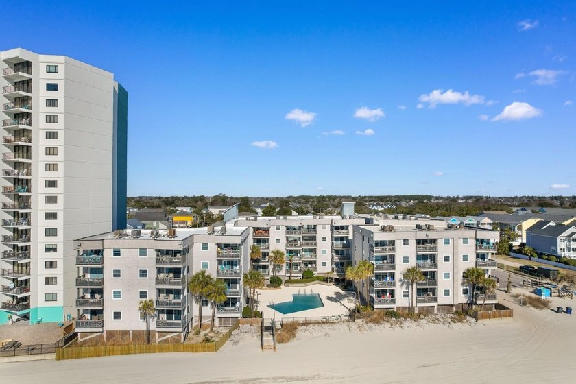 If you've been dreaming about a top-floor place at the beach - photo 39