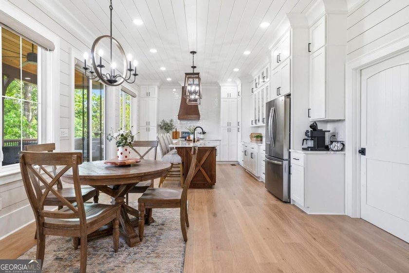 JAW DROPPING FARMHOUSE HOME ON LAKE SINCLAIR!! This one is - photo 15