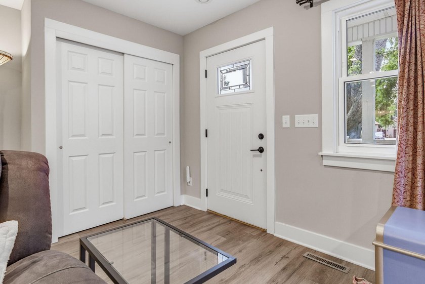 Exceptional 3BR, 2.5BA home built in 2020, offering the perfect - photo 7