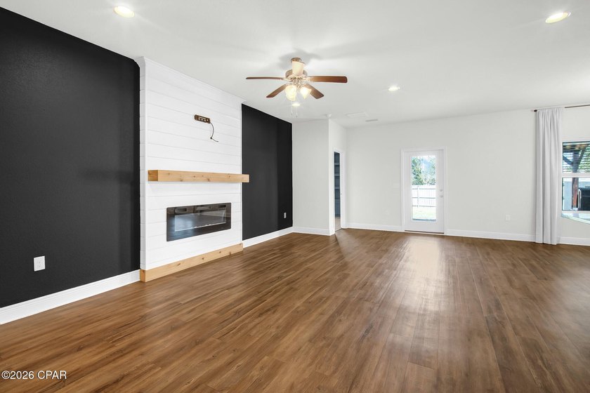 Welcome to this beautiful 4-bedroom, 2-bath home in the - photo 11