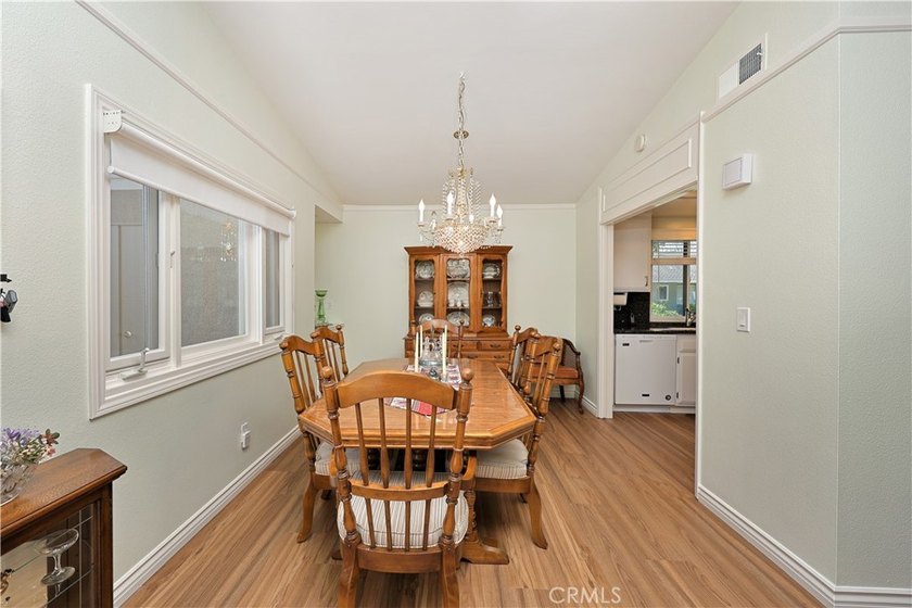 END UNIT... SINGLE STORY... 3 Bedroom, 2 bath home in the - photo 11