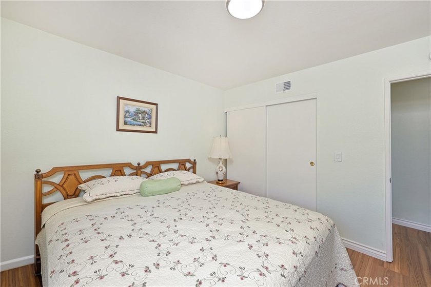 END UNIT... SINGLE STORY... 3 Bedroom, 2 bath home in the - photo 24