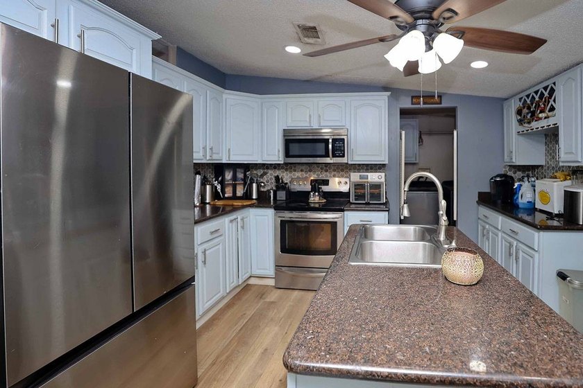 Located directly on the serene and beautiful Peaceful Ridge - photo 6