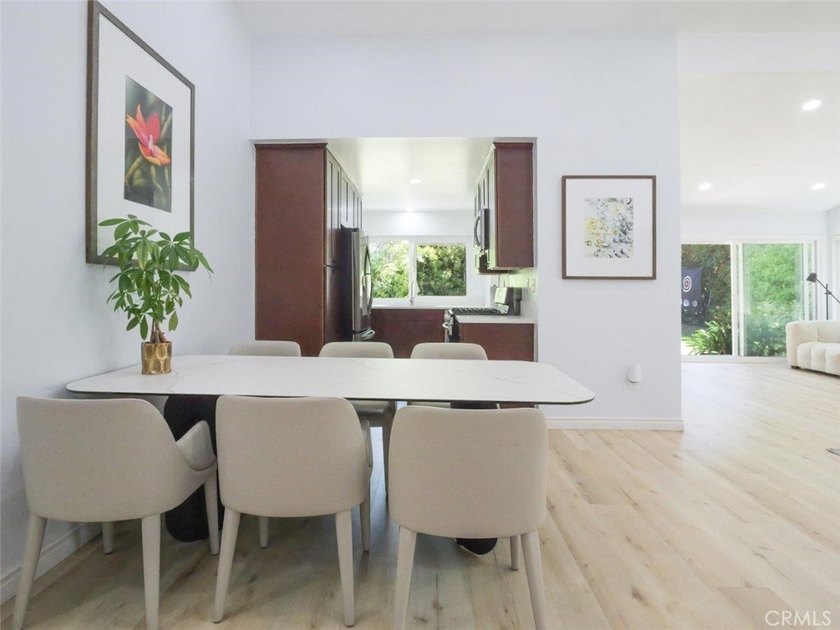 Nestled on a quiet street at the heart of the Palos Verdes - photo 13