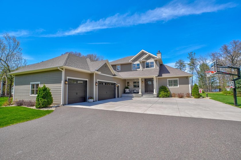 Exceptional 6BR/4BA/3Car Waterfront Custom Built 2018 on Tainter - photo 2