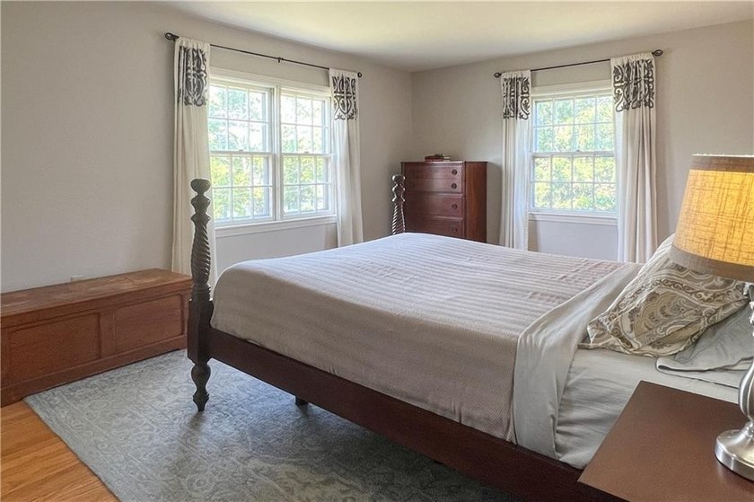 Welcome to the desirable Slate Hill Farm neighborhood. This - photo 31