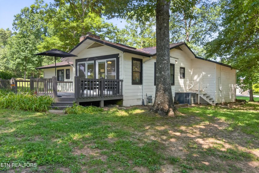 IT'S YOUR LUCKY DAY! Newly Remodeled in 2022. Located on the - photo 32