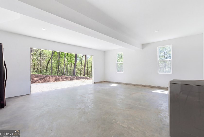 CUSTOM-BUILT NEW CONSTRUCTION ON NEARLY 18 UNRESTRICTED ACRES - photo 47