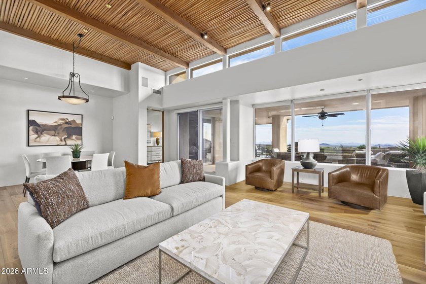 Completely remodeled from top to bottom, this Apache Cottage - photo 11
