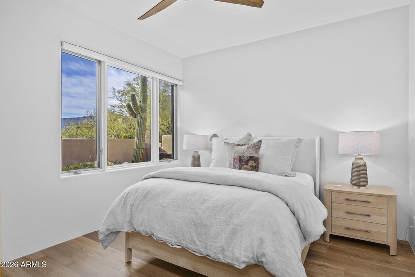 Completely remodeled from top to bottom, this Apache Cottage - photo 21