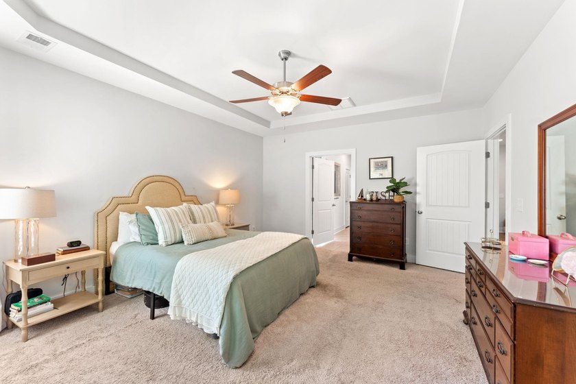 Welcome to this beautifully maintained 3 Bedroom and 2 Bath home - photo 14