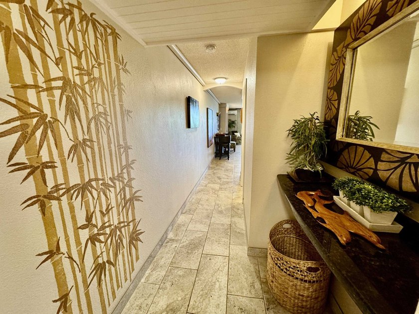 Welcome to your Maui getaway at Kamaole Sands, Building 10! This - photo 19