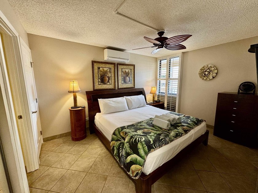 Welcome to your Maui getaway at Kamaole Sands, Building 10! This - photo 21
