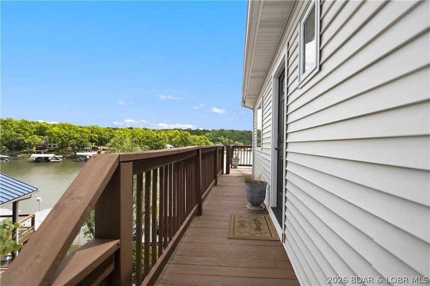 Lakefront living done right on the Northshore of the Osage at - photo 42