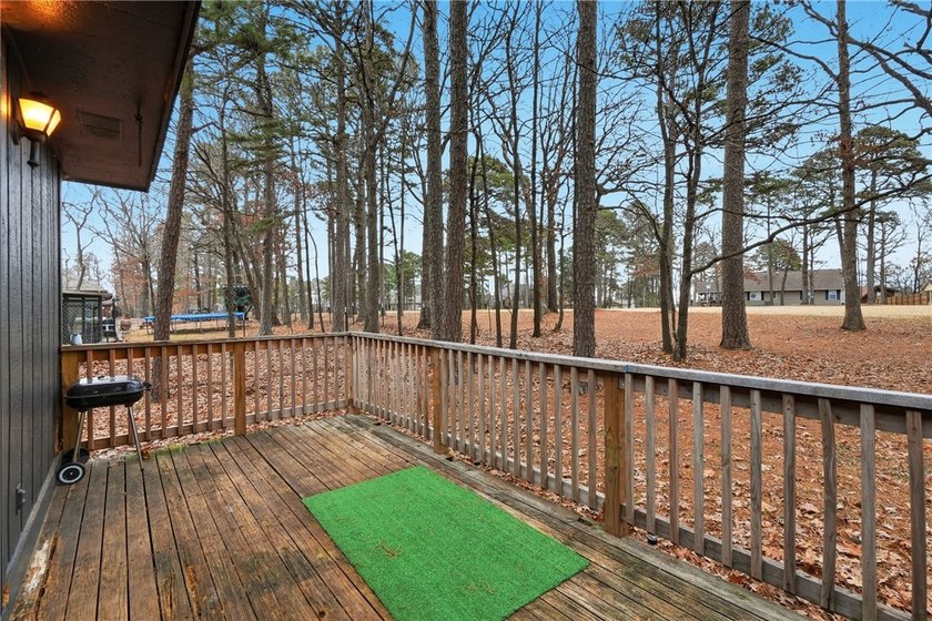 Updated golf-course duplex with strong income potential and - photo 13