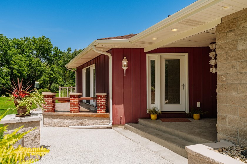 Welcome Home to your private golf course in this small community - photo 6