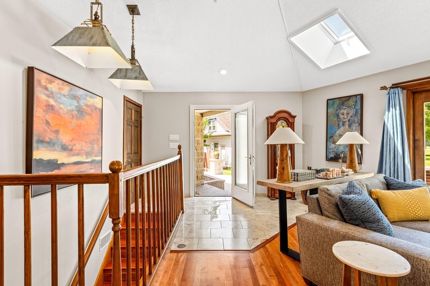 Welcome Home to your private golf course in this small community - photo 7