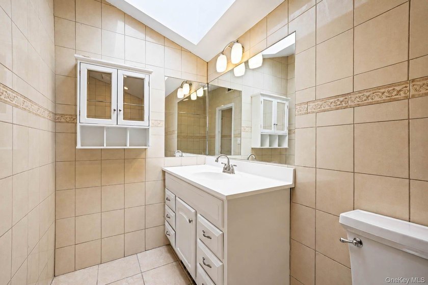 Welcome to this beautifully maintained 4-bedroom, 3-full bath - photo 24