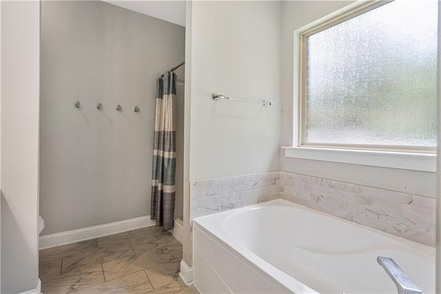 Welcome to this beautifully crafted custom all-brick home - photo 15