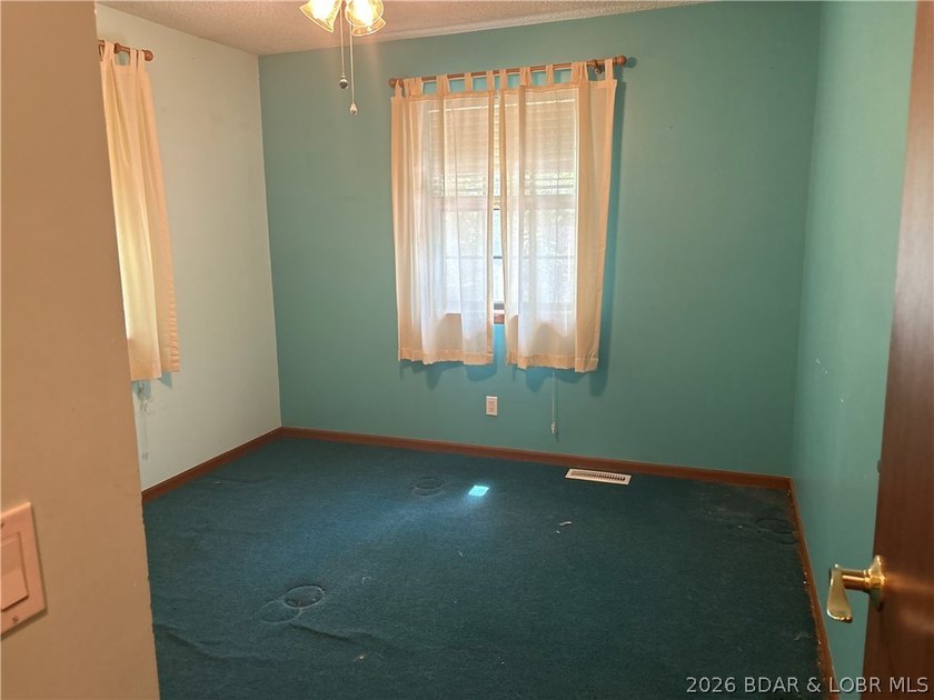 Property offered in as-present condition-an outstanding - photo 20