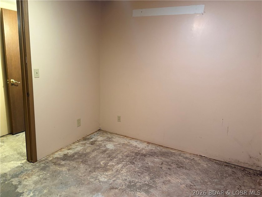 Property offered in as-present condition-an outstanding - photo 28