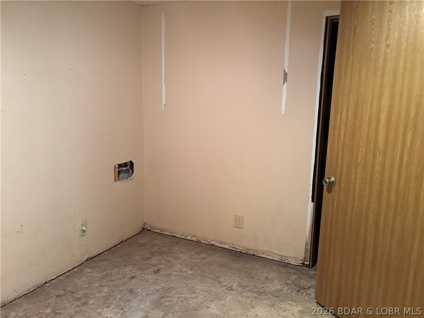 Property offered in as-present condition-an outstanding - photo 29