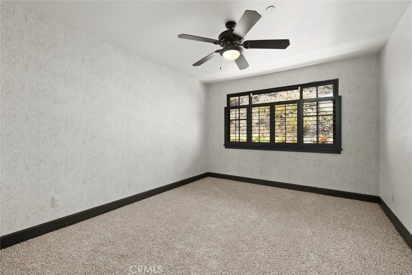 Maison du Soleil-perched in the highly desirable Royal Heights - photo 42