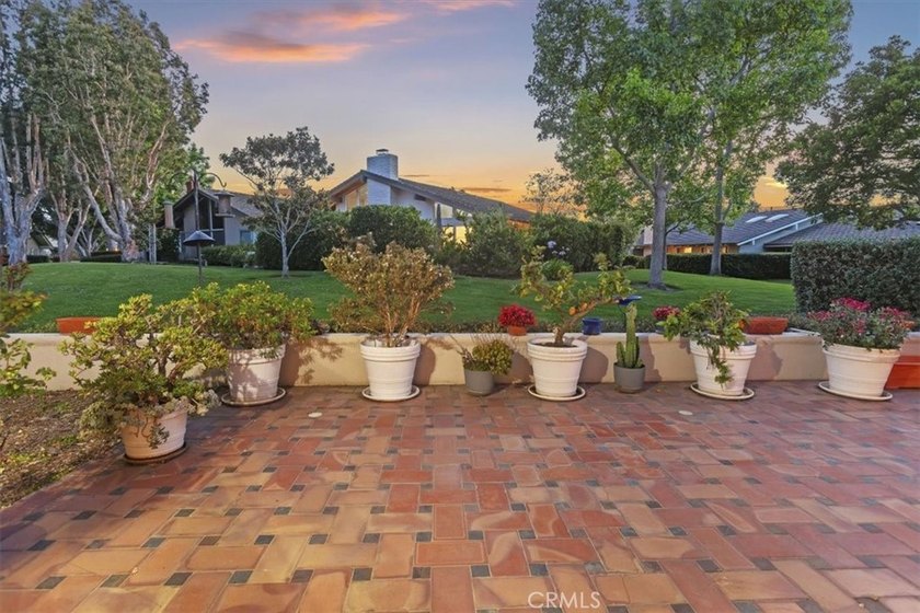 Welcome to the beautiful bluffs!!! This could be one of the best - photo 32