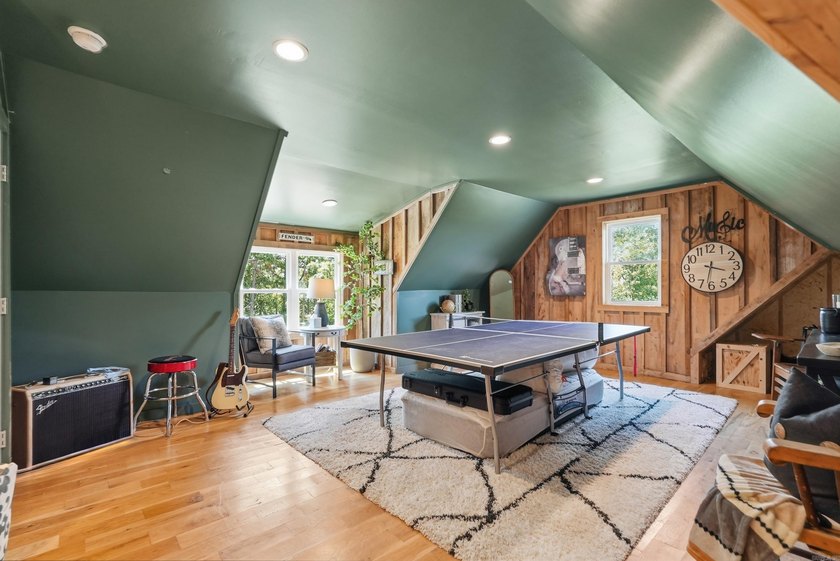 Beautiful Custom Built Home sitting on 10.38 acres w/Views of - photo 44