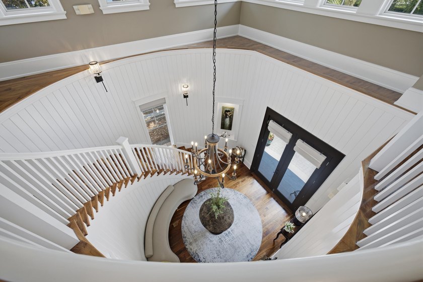 Experience refined coastal living within the prestigious, gated - photo 19