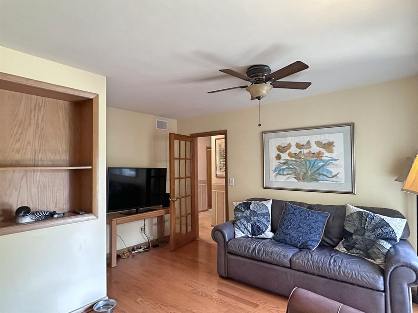 Great south side home with many amenities. Very large primary - photo 23