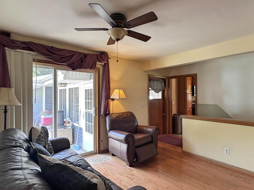 Great south side home with many amenities. Very large primary - photo 24