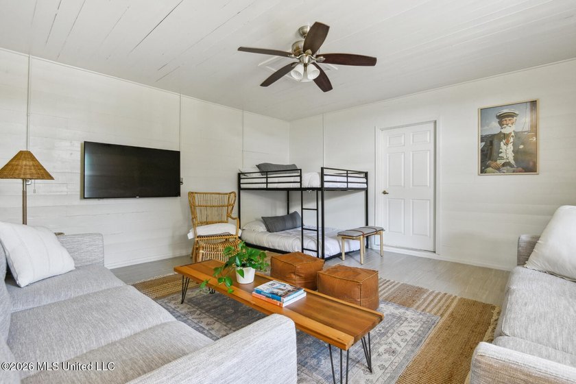 Timeless Coastal Charm Meets Investment Opportunity! Just steps - photo 27