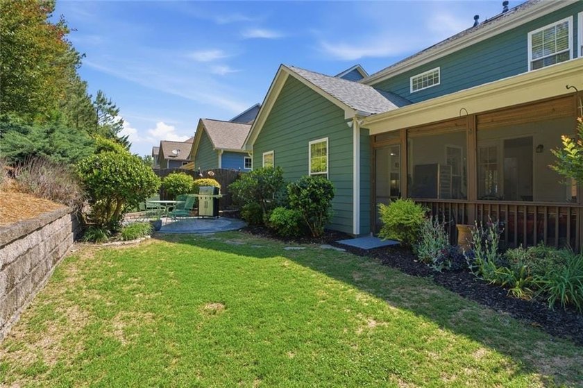 Welcome to 216 Providence Lane in the popular River Green - photo 6