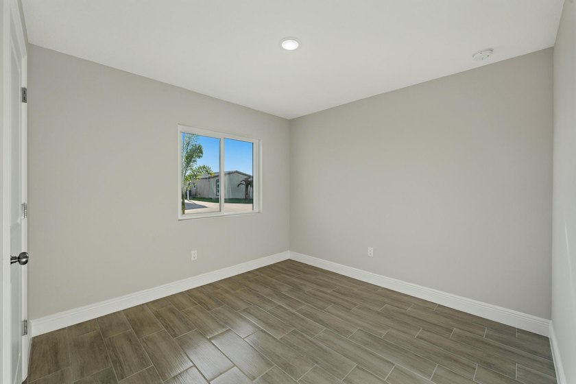 Ready for the new owner!! Beautiful New construction home in - photo 23