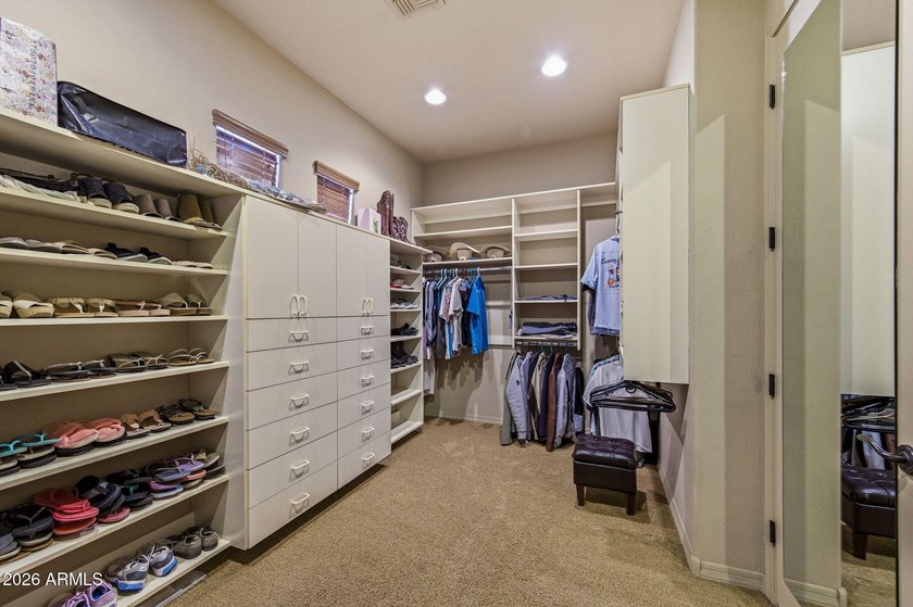 Stunning custom home in the desirable Coyote Ranch community! - photo 27