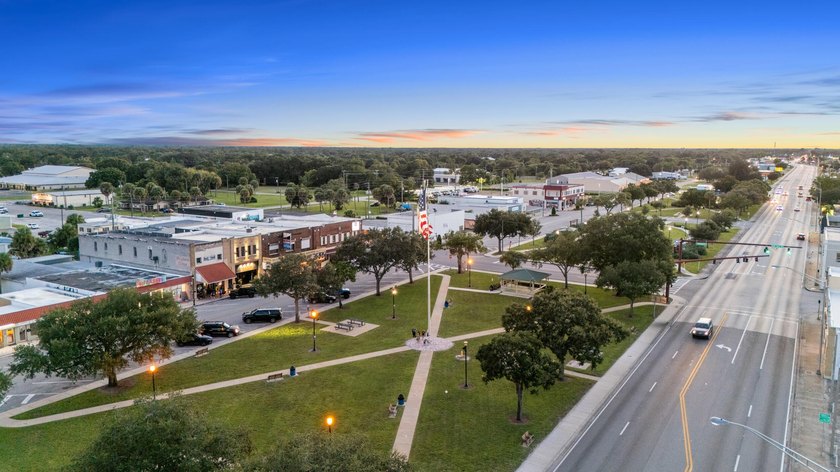 Ready for the new owner!! Beautiful New construction home in - photo 32