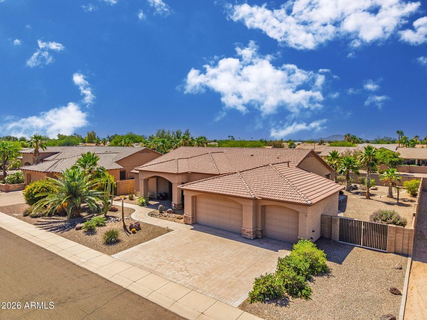 Stunning custom home in the desirable Coyote Ranch community! - photo 50